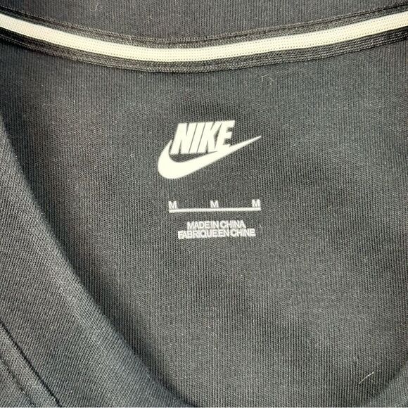 NIKE Women’s Pullover Metallic Polka Dot Swoosh Logo Sz M - Picture 6 of 11